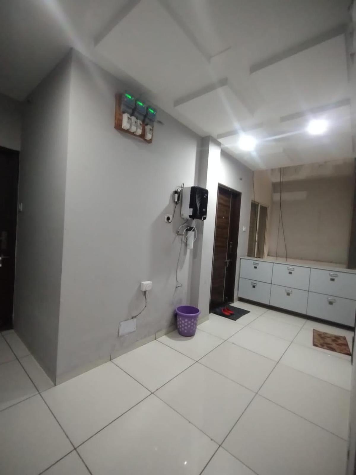 Apartment Modern Efficient Flat With Equipped Pantry Indore